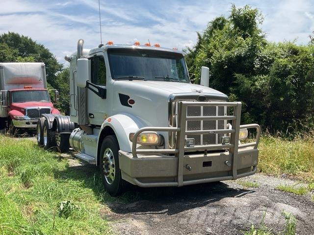 Peterbilt 567 Седельные тягачи