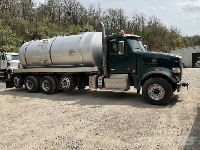 Peterbilt 567 Ассенизаторские машины