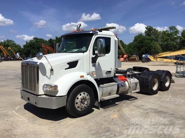 Peterbilt 567 Седельные тягачи