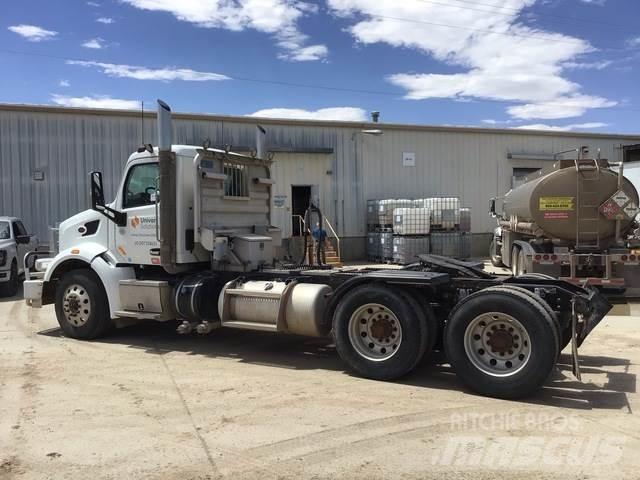 Peterbilt 567 Седельные тягачи