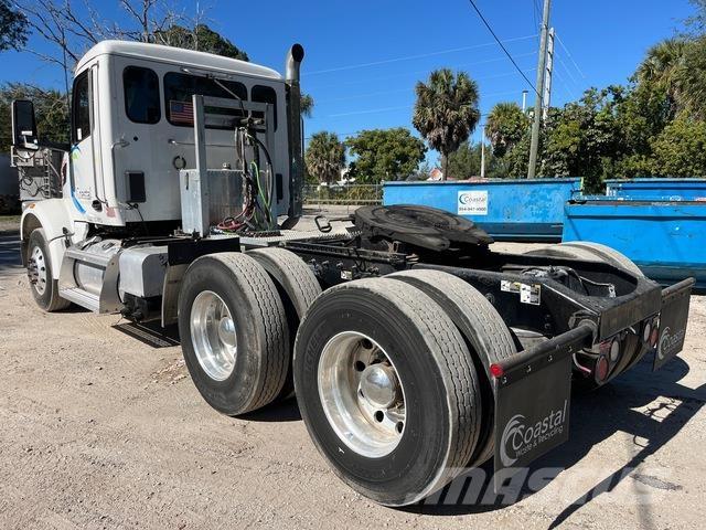 Peterbilt 567 Седельные тягачи