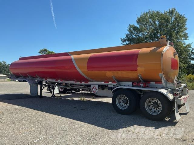 Polar  Прицепы-цистерны