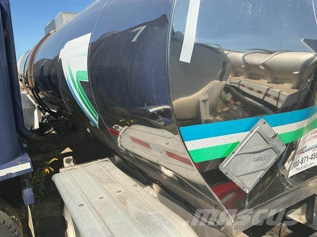 Polar  Прицепы-цистерны