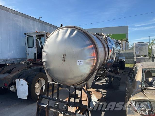 Polar  Прицепы-цистерны