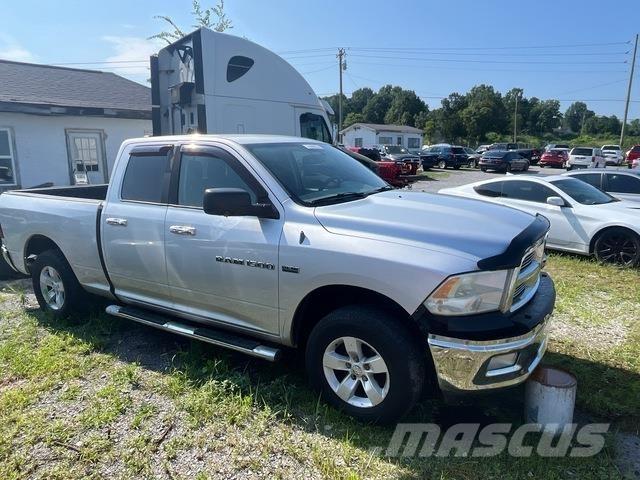 RAM 1500 Бортовые фургоны