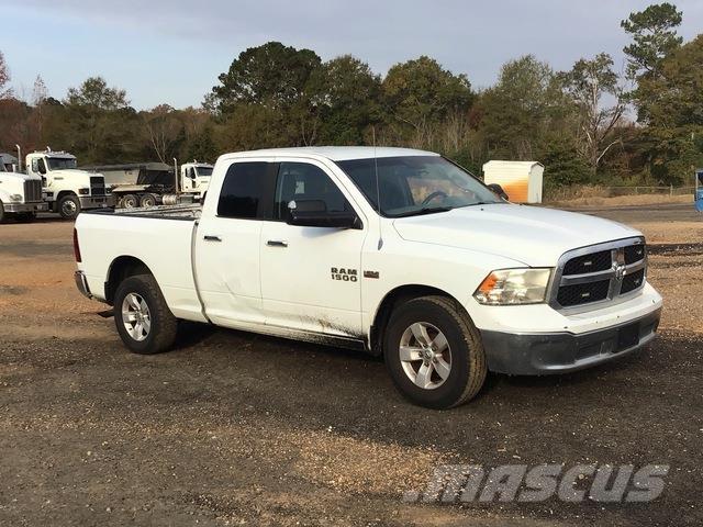 RAM 1500 Бортовые фургоны