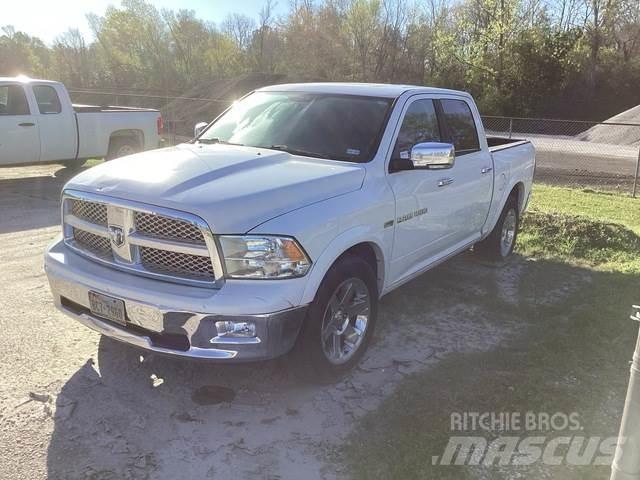 RAM 1500 ST Прочие фургоны