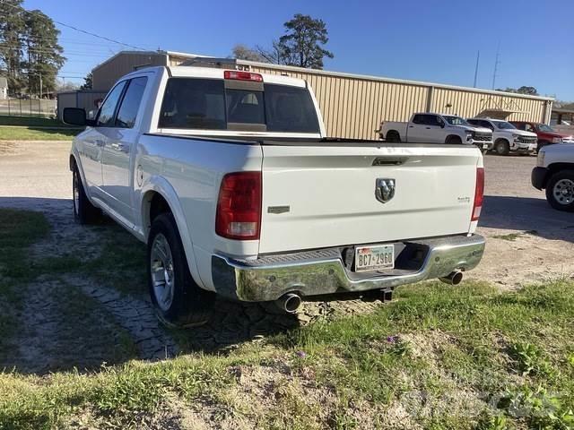 RAM 1500 ST Прочие фургоны
