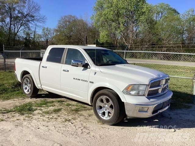 RAM 1500 ST Прочие фургоны