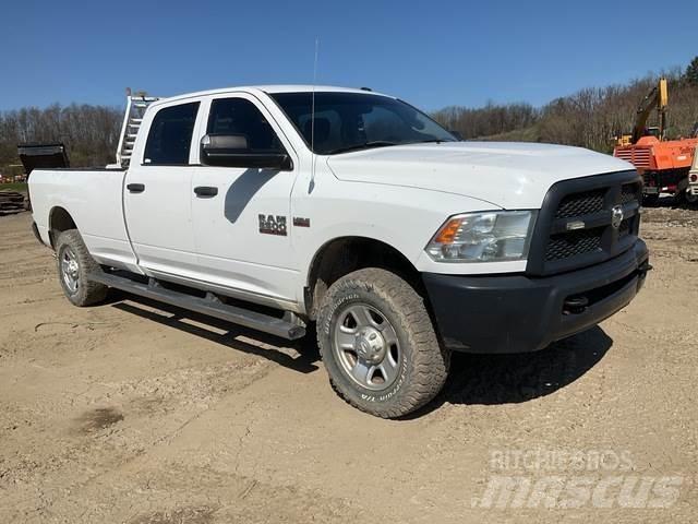 RAM 2500 Прочие фургоны