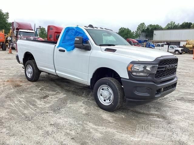 RAM 2500 Прочие фургоны