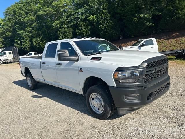 RAM 2500 Прочие фургоны