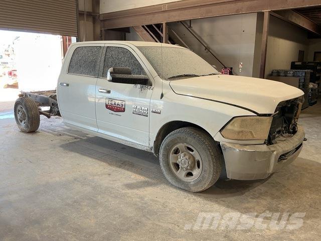 RAM 2500 Кабины