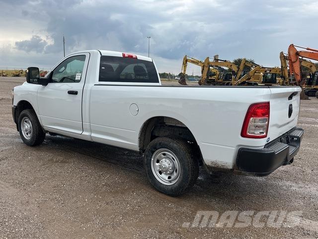 RAM 2500 Прочие фургоны