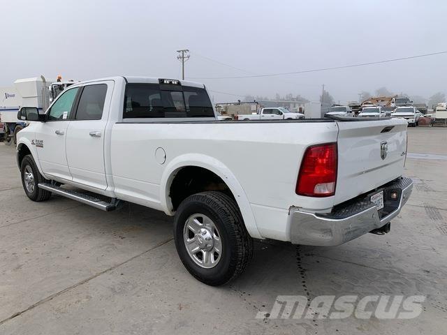 RAM 2500 Бортовые фургоны