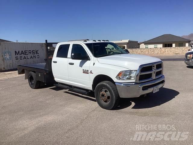 RAM 3500 Грузовики-платформы/боковая разгрузка