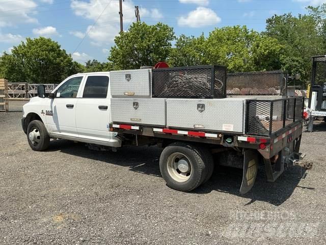 RAM 3500 Грузовики-платформы/боковая разгрузка