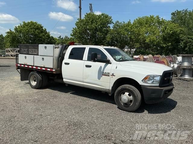 RAM 3500 Грузовики-платформы/боковая разгрузка