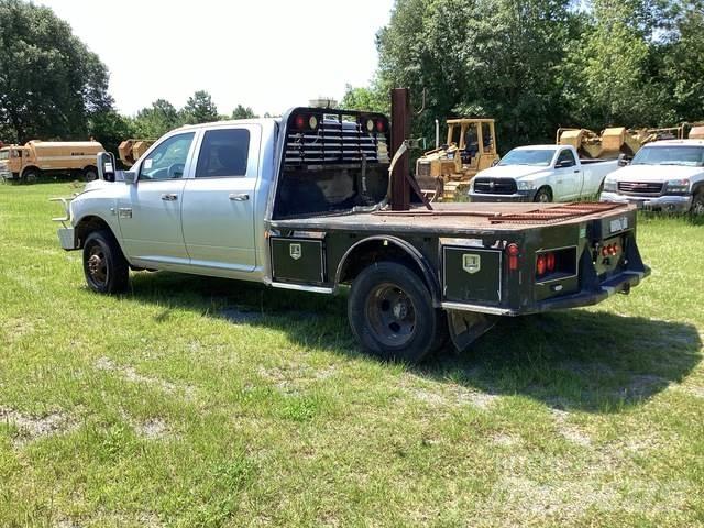 RAM 3500 Грузовики-платформы/боковая разгрузка