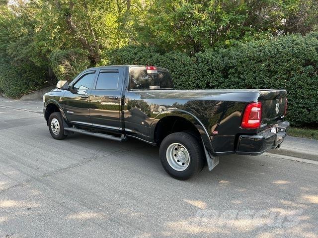 RAM 3500 Бортовые фургоны