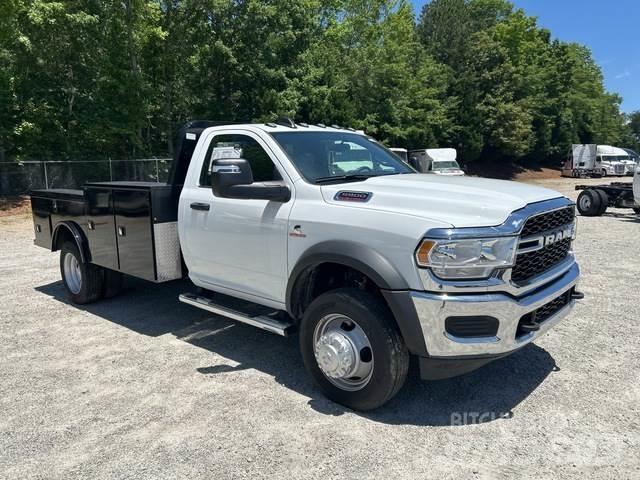 RAM 5500 Бортовые фургоны