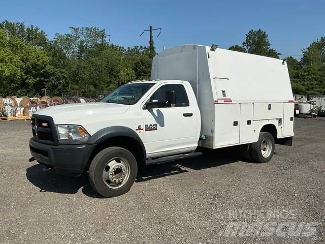 RAM 5500 Бортовые фургоны