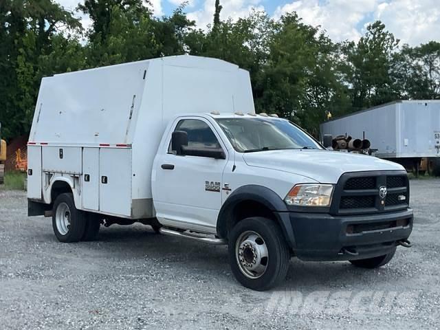 RAM 5500 Бортовые фургоны