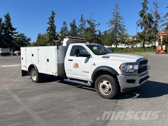 RAM 5500 Бортовые фургоны