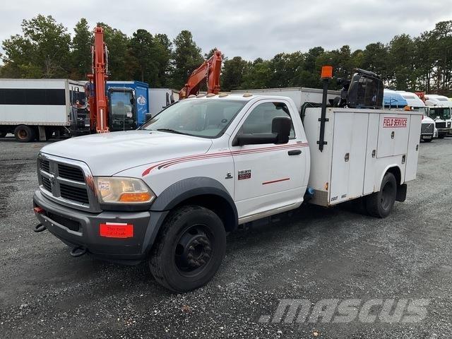 RAM 5500 Бортовые фургоны