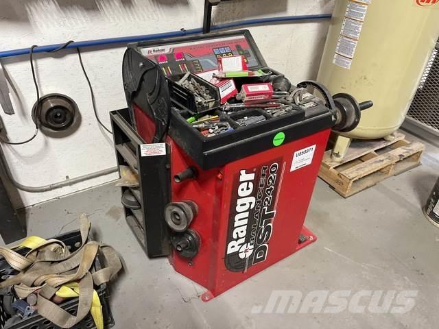 Ranger DST2420 Строительная техника - Другие