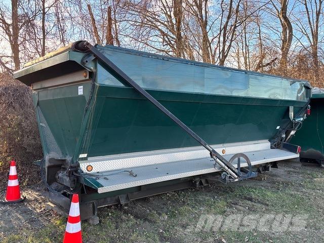 Red River  Коммерческий транспорт - Другие