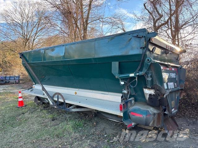 Red River  Коммерческий транспорт - Другие