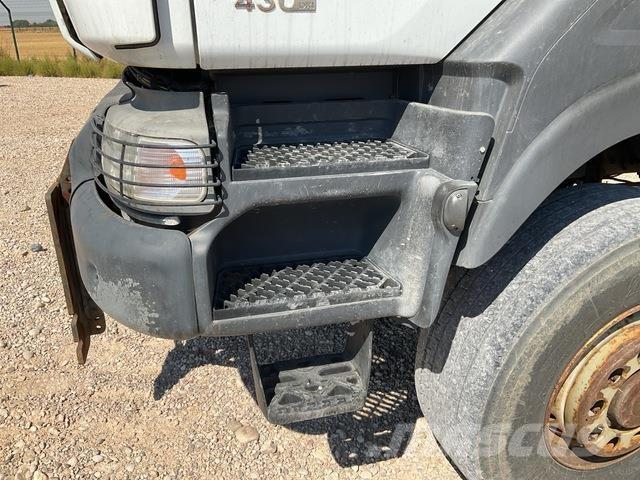 Renault Kerax Грузовики-Самосвалы