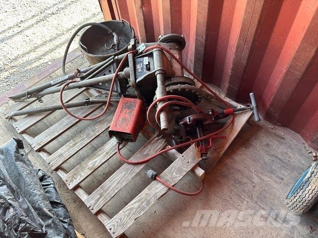  Ridgid 300-12 Трубопроводное оборудование