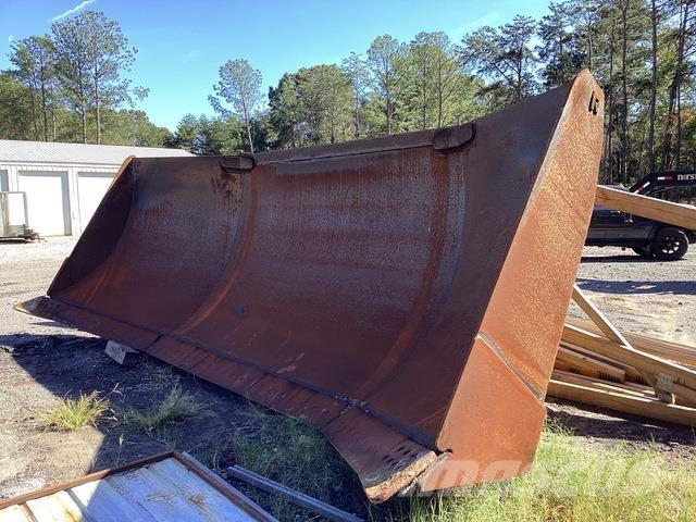 Rockland  Бульдозерные отвалы