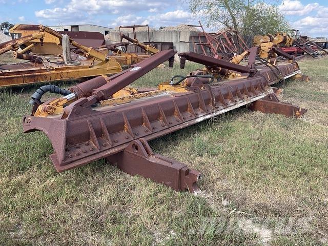 Rockland  Бульдозерные отвалы