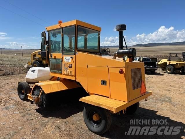 Rosco 4950 Внутренние подметальные машины