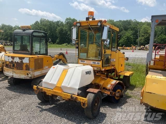 Rosco RB48 Внутренние подметальные машины