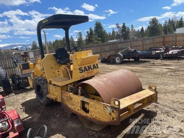 Sakai SV201D Грунтовые катки