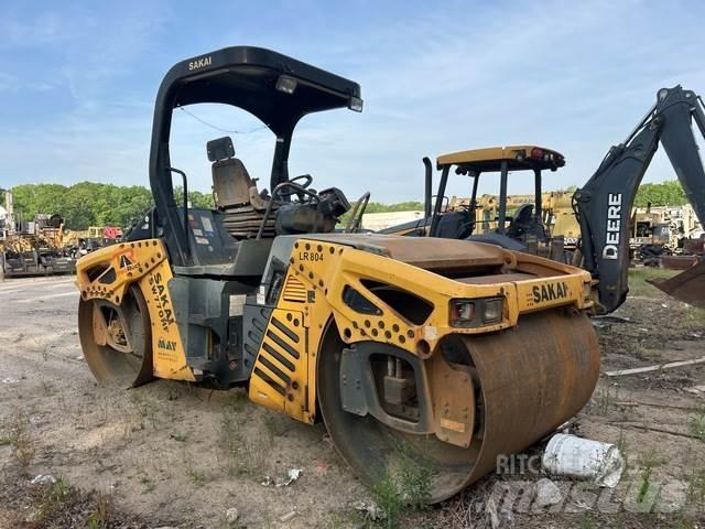 Sakai SW770HF Катки тротуарные