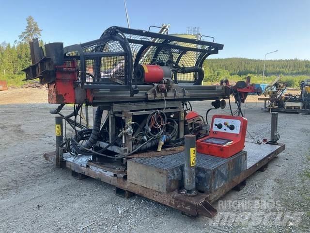 Sandvik DE140i Буровые вышки
