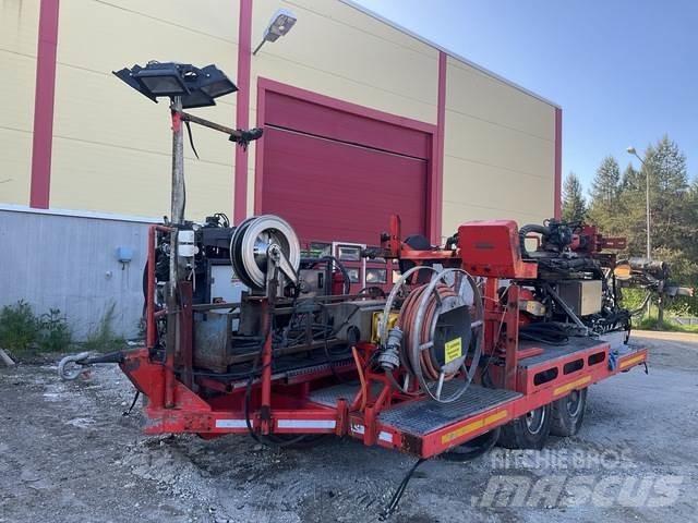 Sandvik DE140i Буровые вышки