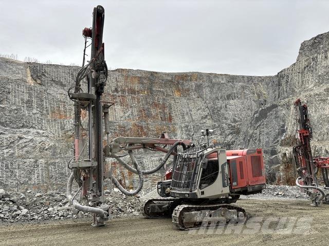 Sandvik DX800R Буровые вышки