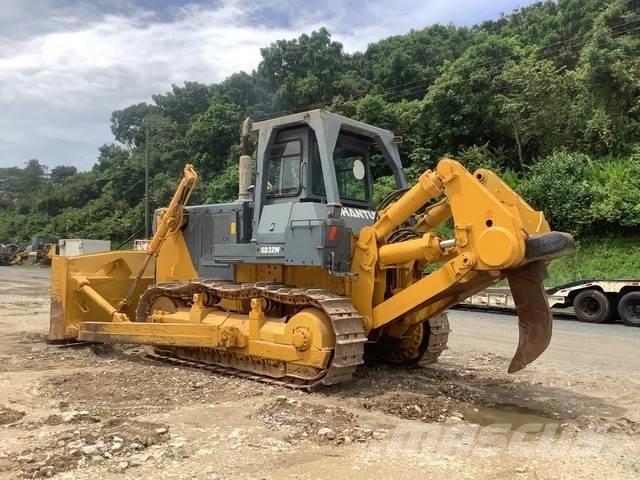 Shantui SD32W Гусеничные бульдозеры