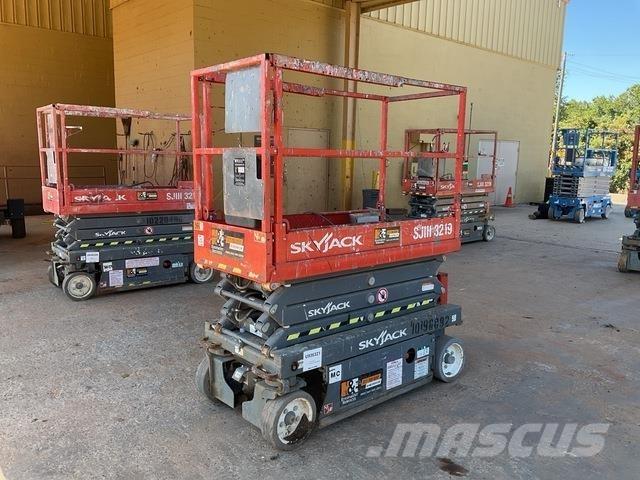 SkyJack 3219 Ножничные подъемники