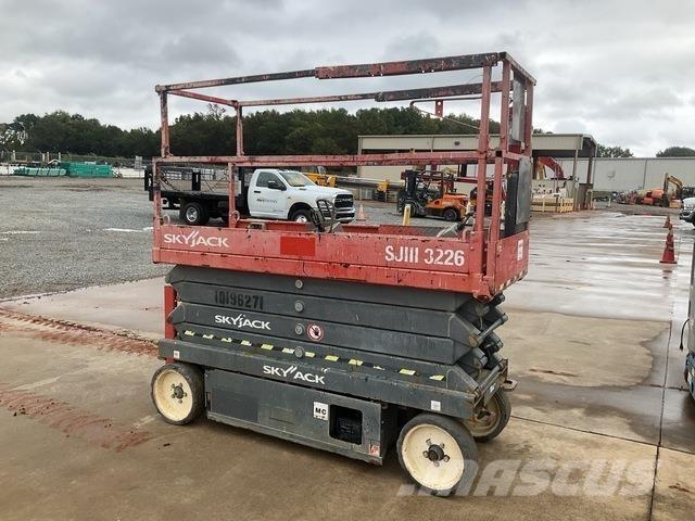 SkyJack 3226 Ножничные подъемники