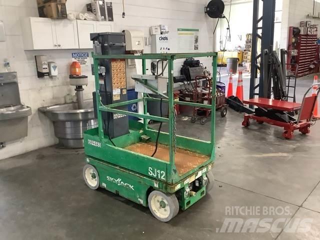 SkyJack SJ12 Вертикальные мачтовые подъемники