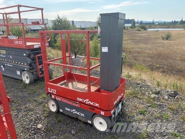 SkyJack SJ12 Вертикальные мачтовые подъемники