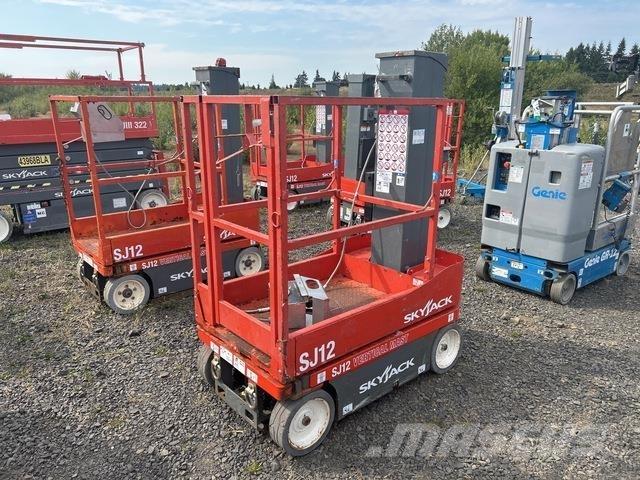 SkyJack SJ12 Вертикальные мачтовые подъемники