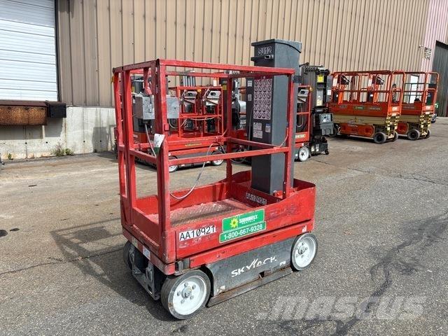 SkyJack SJ12 Вертикальные мачтовые подъемники